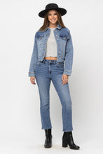Load image into Gallery viewer, Classic “Howdy” Judy Blue Denim Jacket
