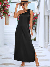 Load image into Gallery viewer, One Shoulder Slit Maxi Dress (Black)
