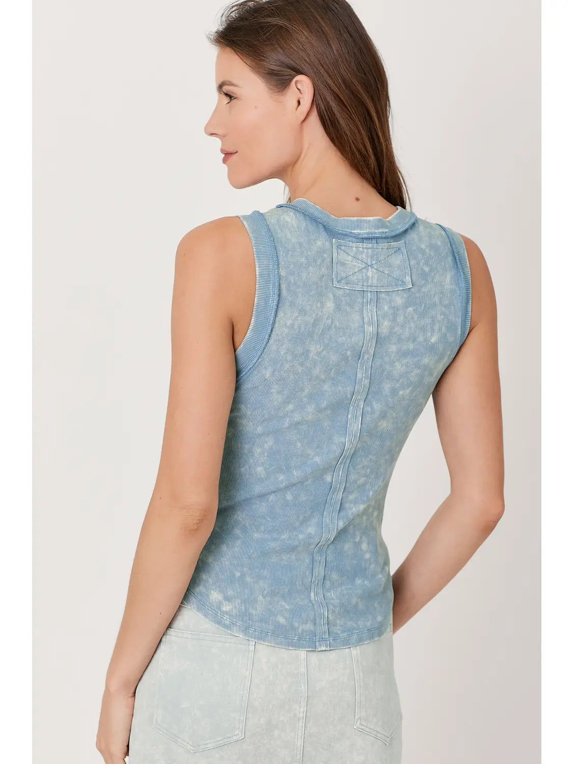 Washed ribbed tank top with hi-lo hem, round neck, and fitted everyday style in multiple colors