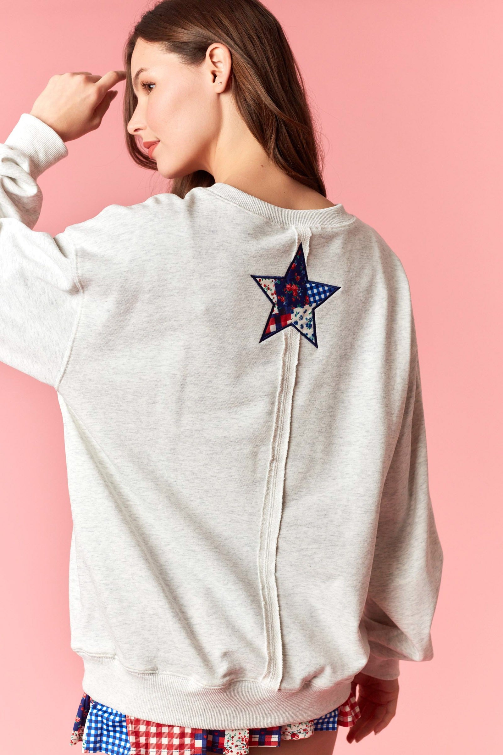 French terry sweatshirt with USA and star patchwork embroidery, long sleeves, and relaxed fit